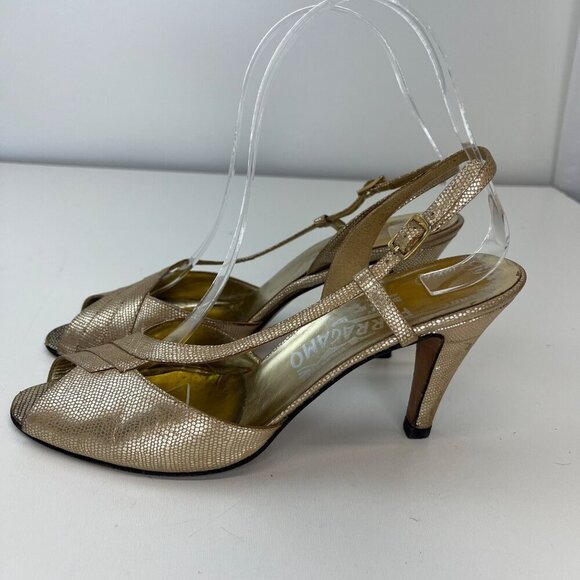 Salvatore Ferragamo Gold Peep Toe Sling Back Heels Size 8.5 Made In Italy - Picture 2 of 11